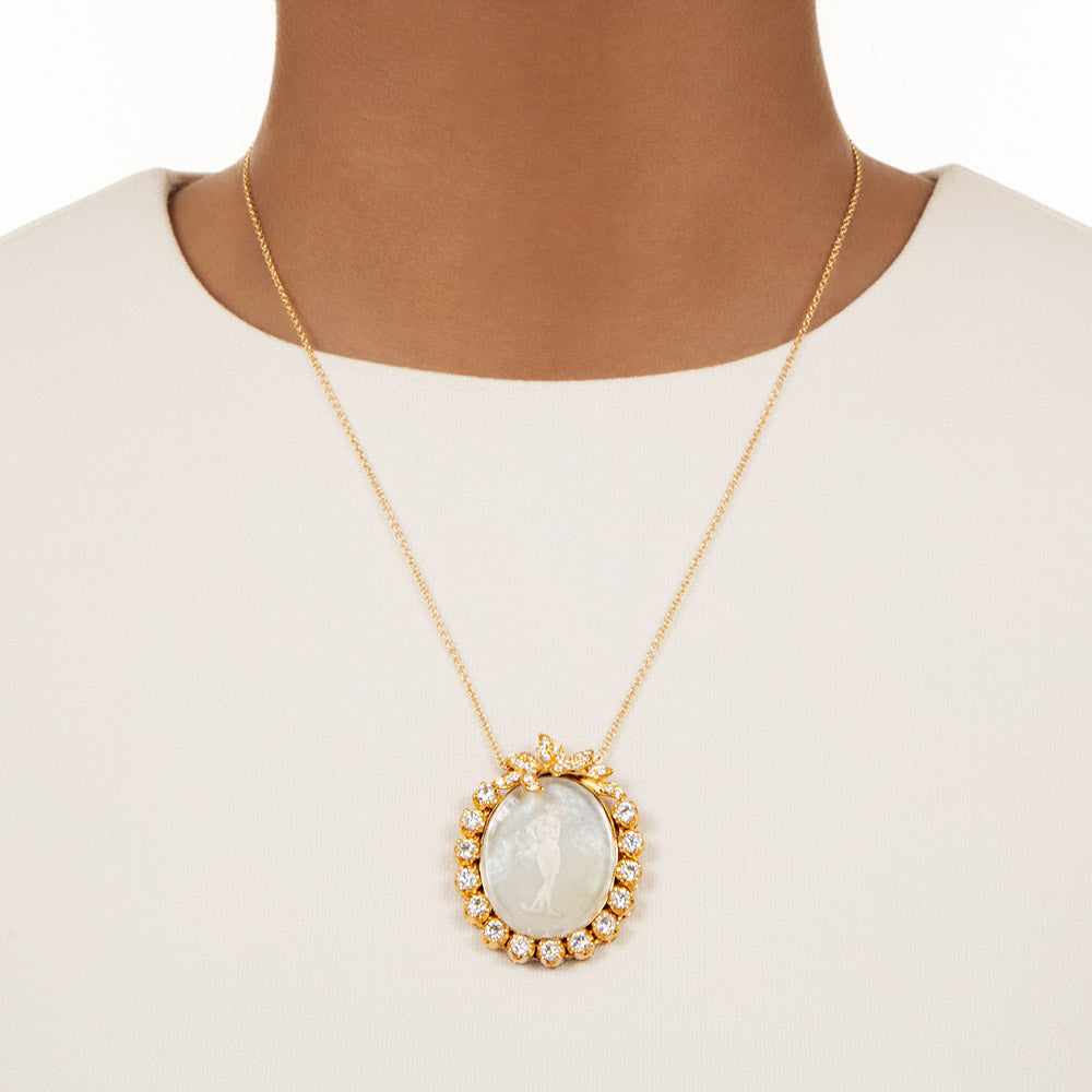 Mother-of-Pearl Cameo and Diamond Pendant - 4