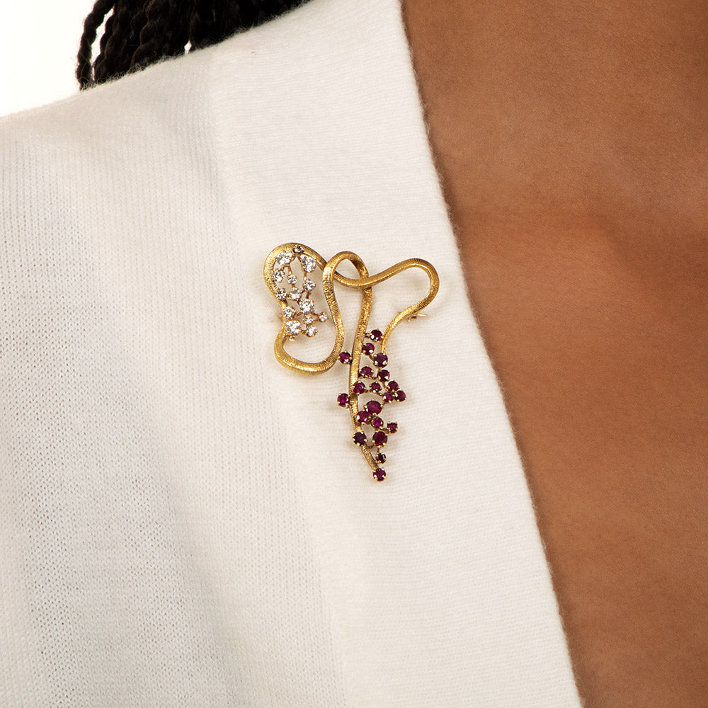 1960s Free-form Ruby and Diamond Brooch - 3
