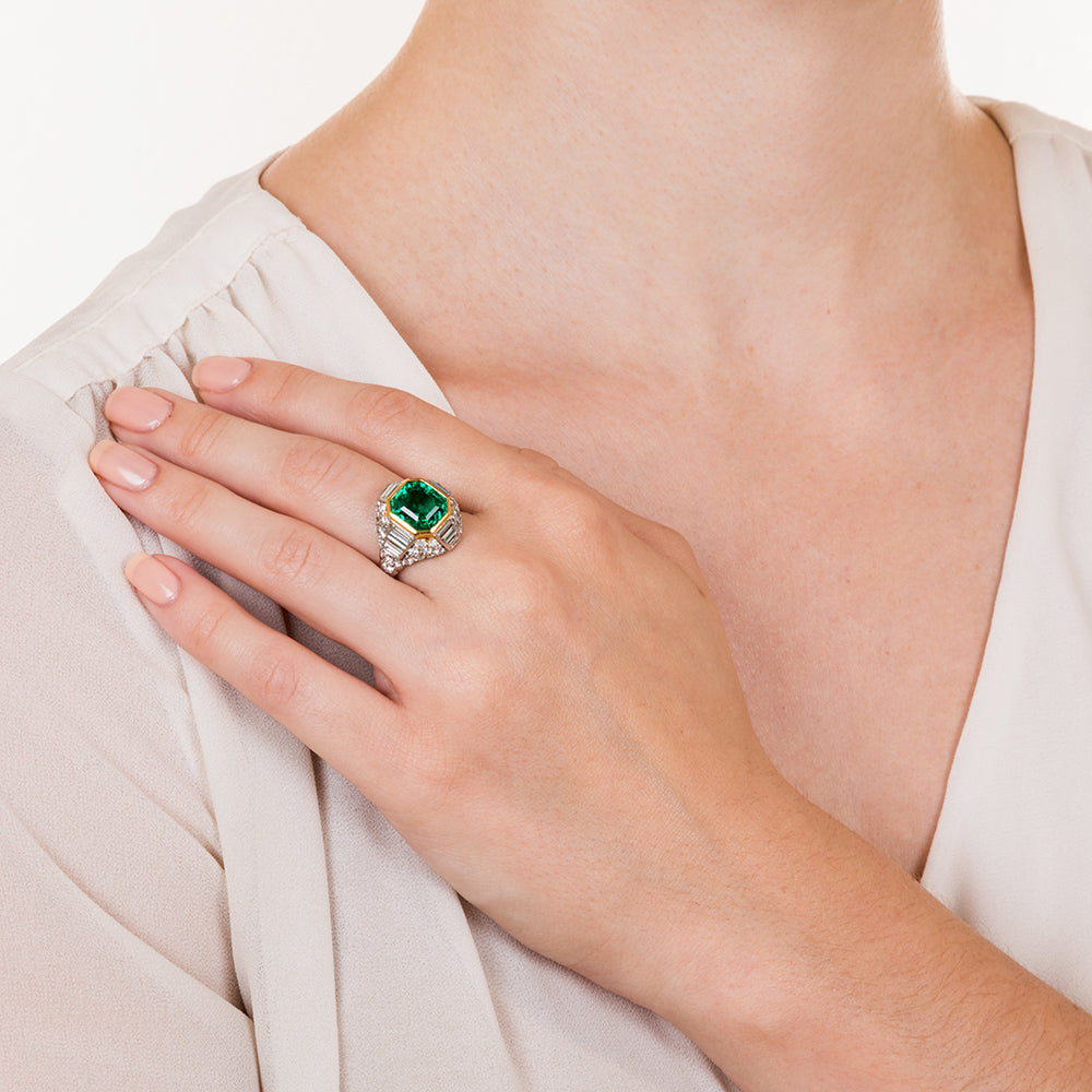 5.00 Carat Emerald Diamond Ring - 7