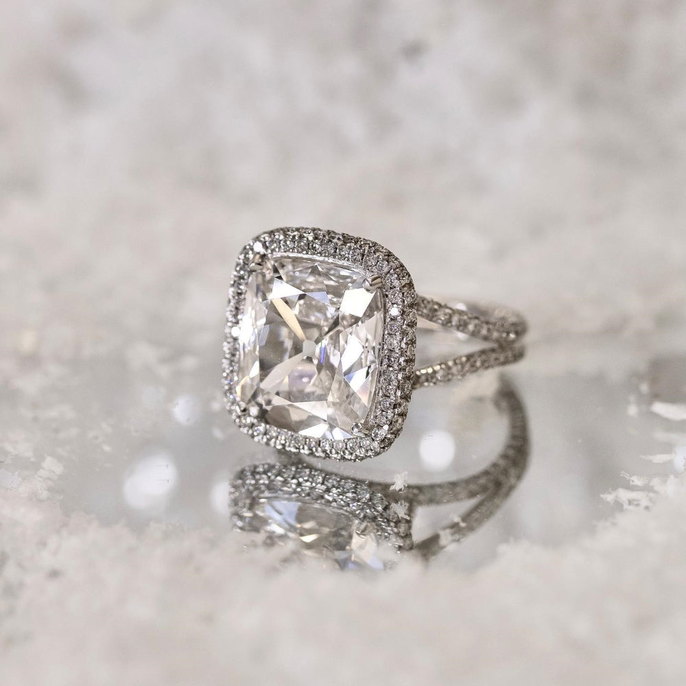 5.56 Carat Antique Cushion-Cut Diamond in Oscar Heyman Mounting - GIA G VS2 - 11