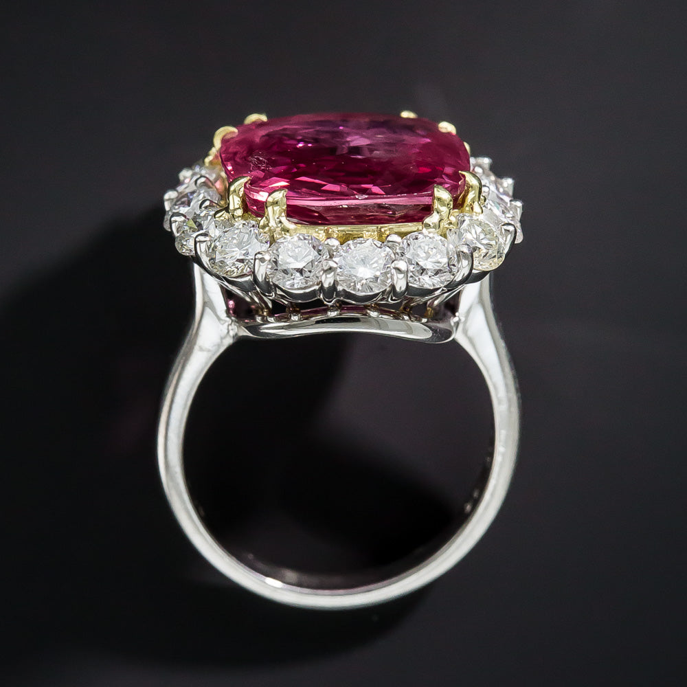 9.82 Carat Thai Ruby and Diamond Ring - GIA - 11