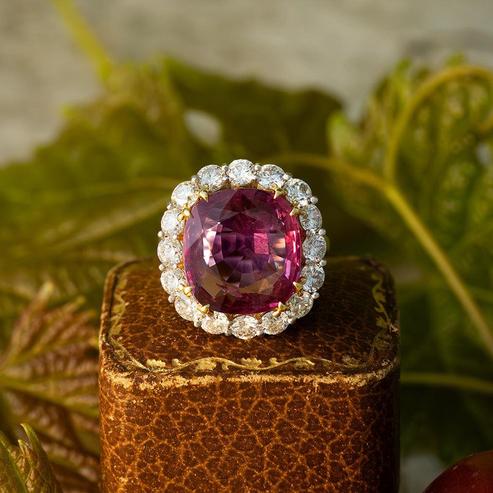 9.82 Carat Thai Ruby and Diamond Ring - GIA - 15