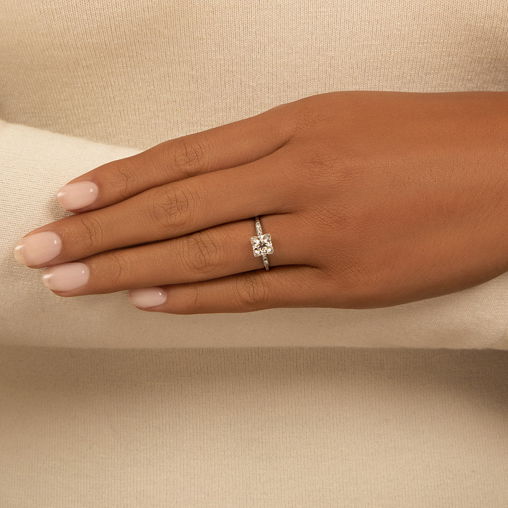 Art Deco 1.00 Carat Diamond Ring by Maurice Tishman - GIA E VS1  - 7