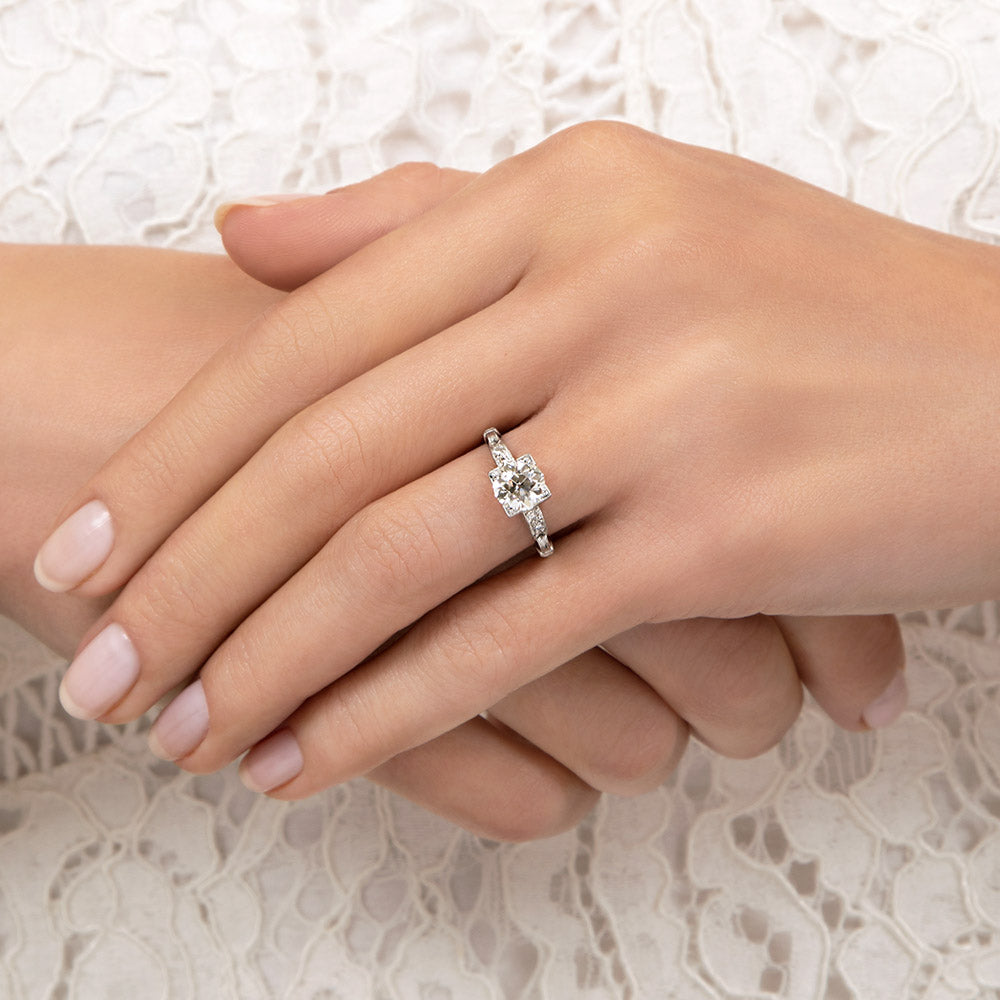 Art Deco 1.05 Carat Diamond Engagement Ring - GIA J VVS2 - 6