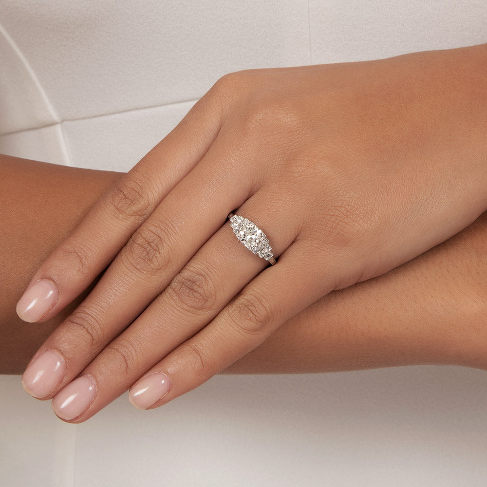 Art Deco 1.07 Carat Diamond Engagement Ring - GIA H SI1 - 5