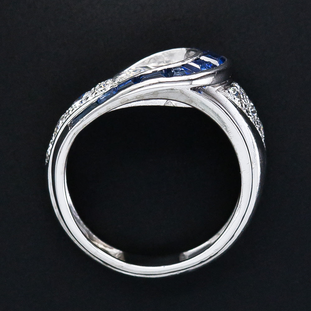 Art Deco 1.10 Carat Pear-Shaped Diamond and Sapphire Ring - 10