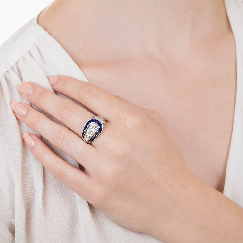 Art Deco 1.10 Carat Pear-Shaped Diamond and Sapphire Ring - 11