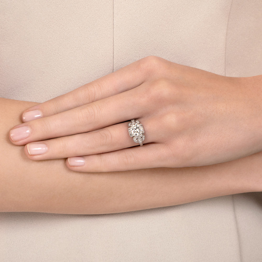 Art Deco 1.30 Carat Diamond Engagement Ring - GIA E SI1 - 5