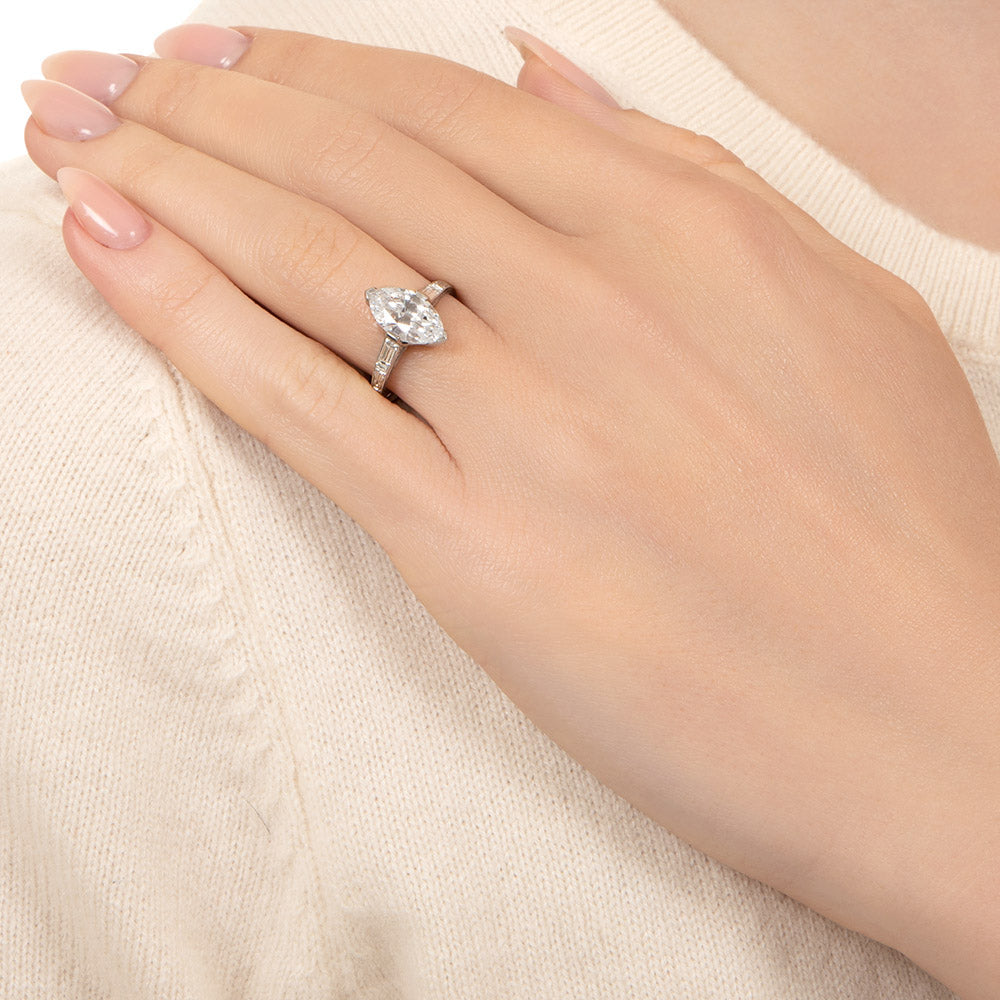 Art Deco 1.50 Carat Marquise Diamond Engagement Ring - GIA F VS1 - 3