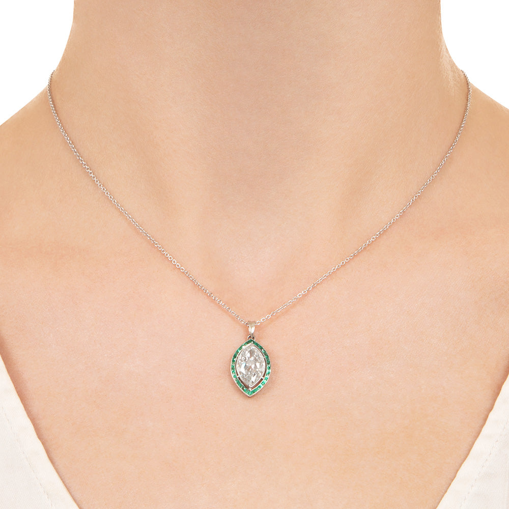 Art Deco 2.03 Carat Marquise Diamond and Emerald Halo Pendant -  GIA I VS1 - 5