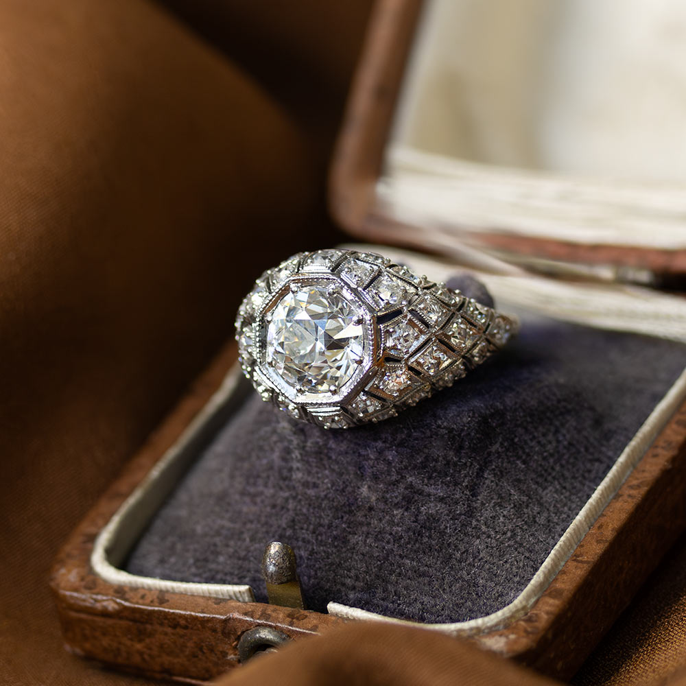 Art Deco 2.28 Carat Diamond Engagement Ring - GIA J VS2 - 12