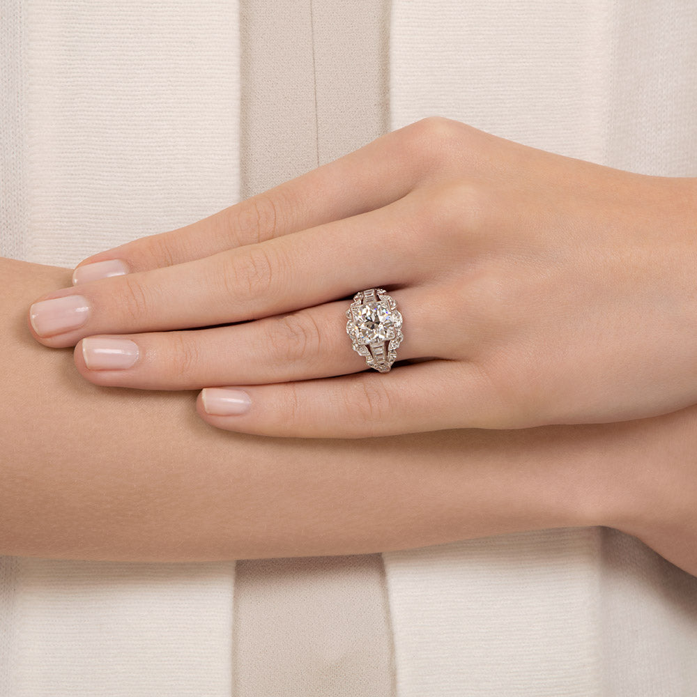 Art Deco 3.00 Carat Diamond Engagement Ring - GIA E SI1 - 5
