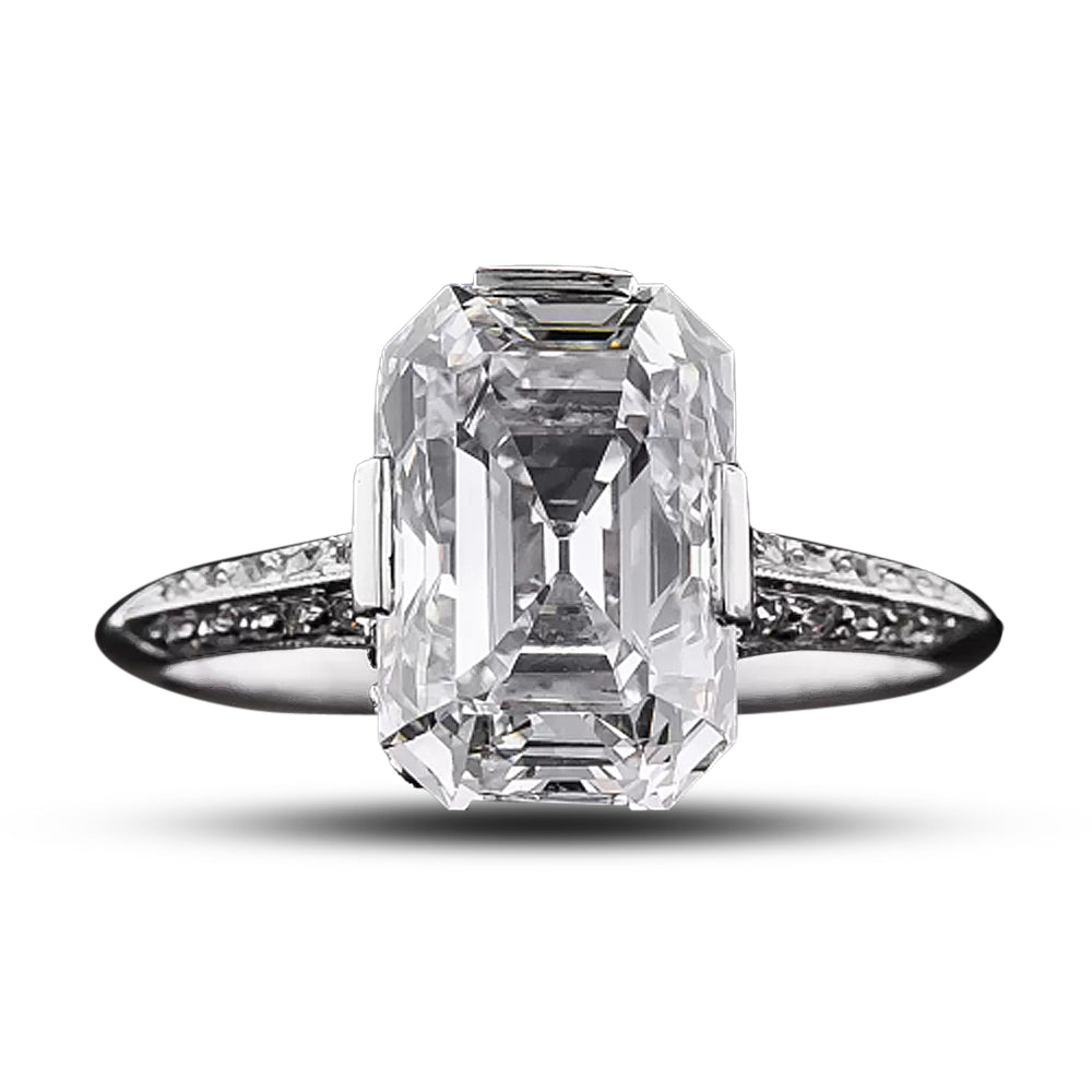 Art Deco 3.89 Carat Emerald Cut Diamond Ring - GIA D VS1 - 4