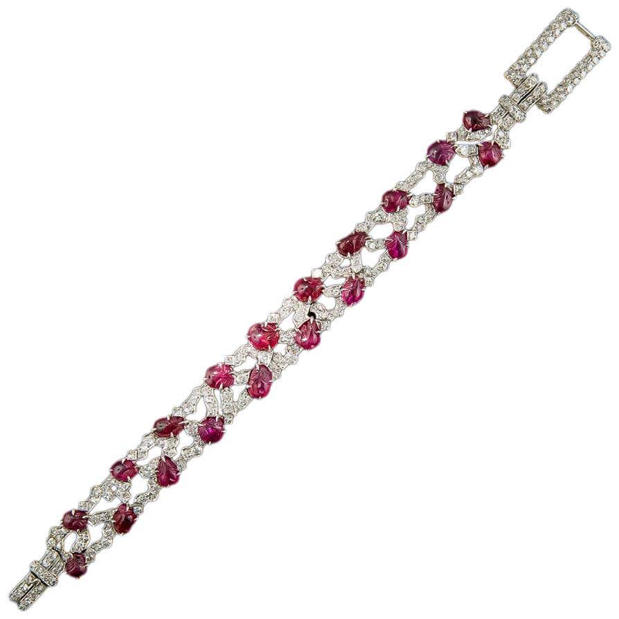 Art Deco Carved Ruby and Diamond Bracelet By Trabert & Hoeffer, Mauboussin* - 6