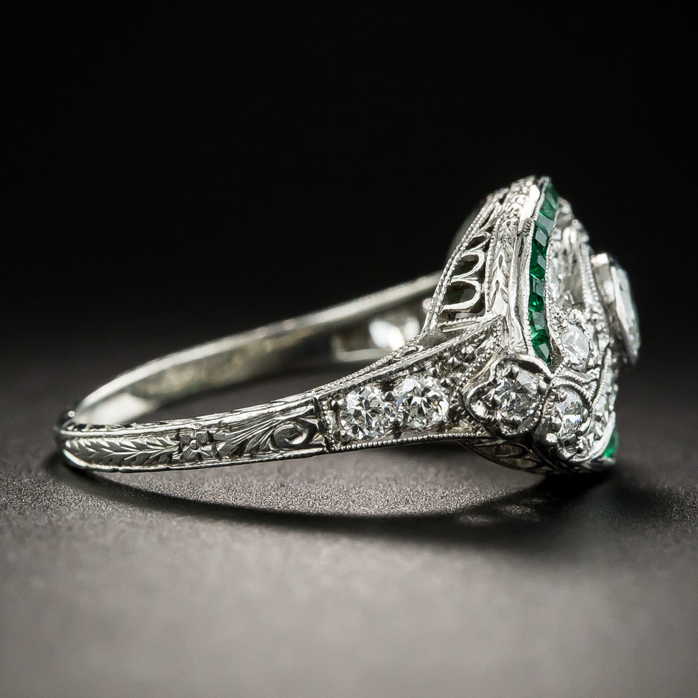 Art Deco Diamond and Calibre Emerald Ring - 4