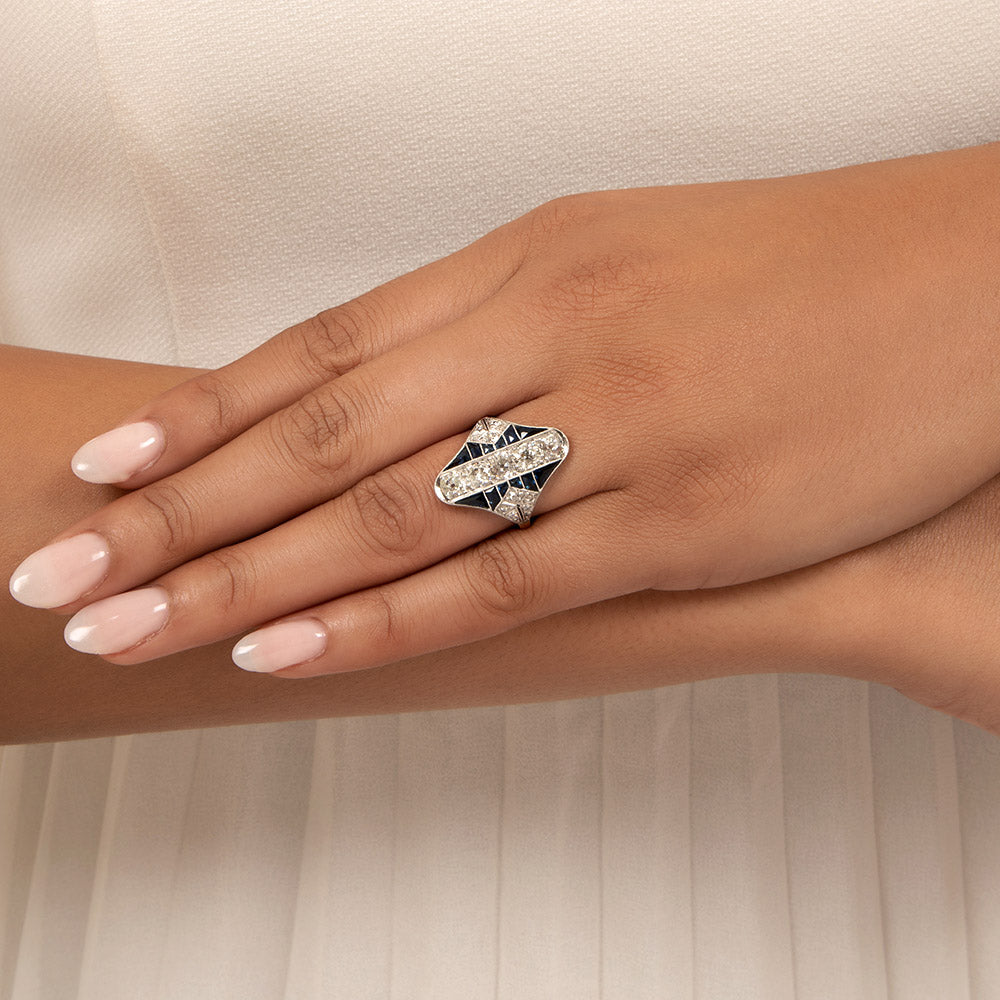 Art Deco Diamond and Calibre Sapphire Dinner Ring - 3