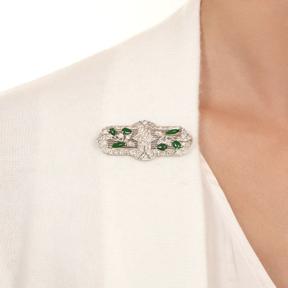 Art Deco Natural Burmese Jade and Diamond Brooch - 3