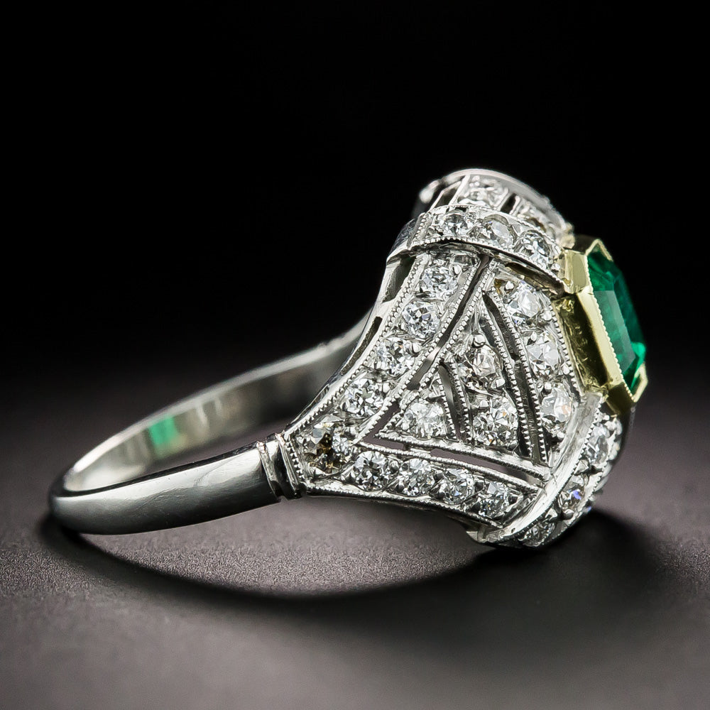 Art Deco-Style 0.88 Carat Emerald and Diamond Ring - 4