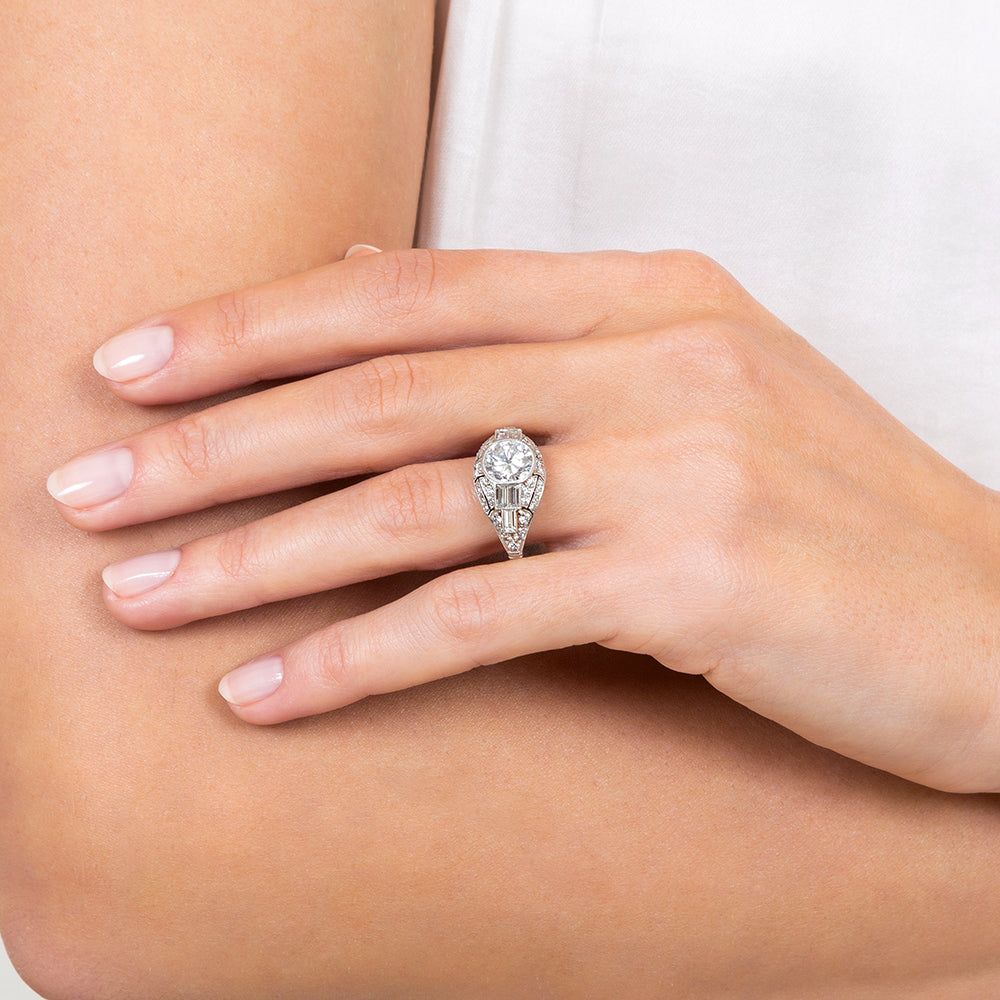 Art Deco-Style 1.29 Carat Diamond Ring - GIA  D SI2 - 7