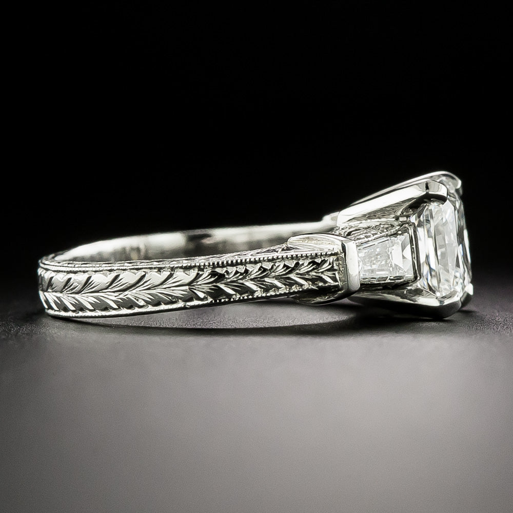 Art Deco-Style 1.69 Carat Radiant Diamond Ring - GIA E VS1 - 5