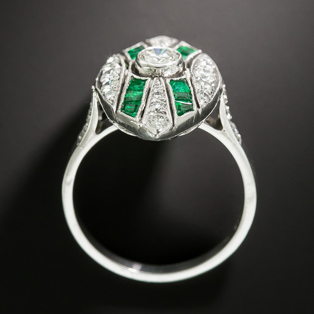 Art Deco-Style Diamond and Emerald Dinner Ring - 3
