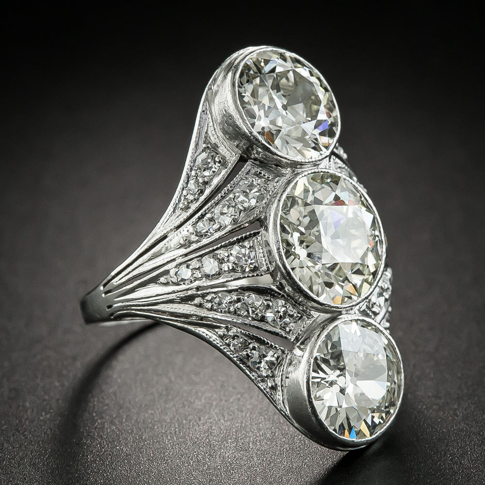Art Deco Three-Stone Diamond Dinner Ring  - 4