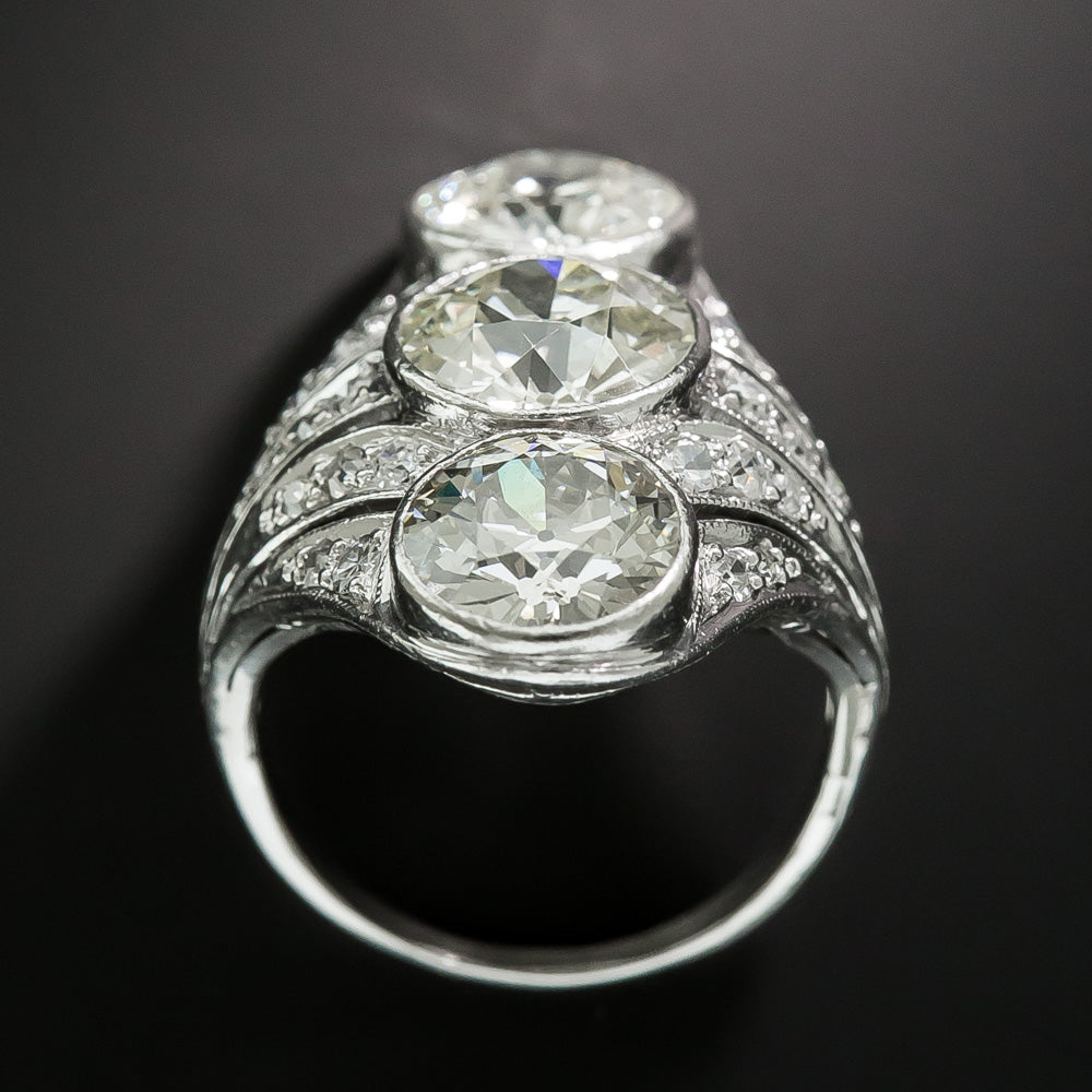 Art Deco Three-Stone Diamond Dinner Ring  - 6