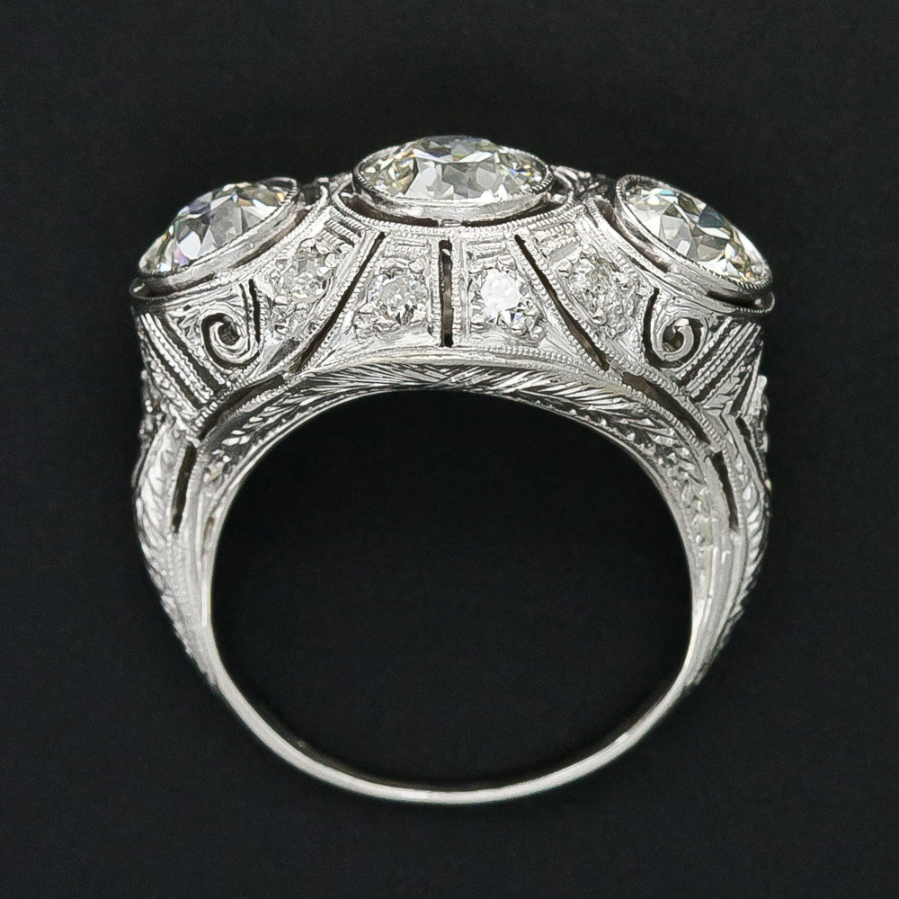 Art Deco Three-Stone Diamond Ring - 11