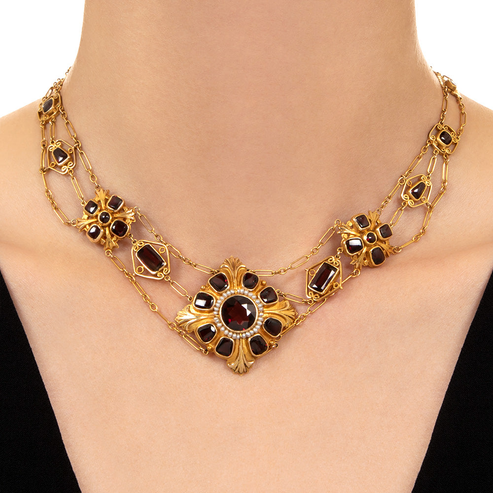 Victorian Retrospective Garnet and Pearl Swag Necklace - 4