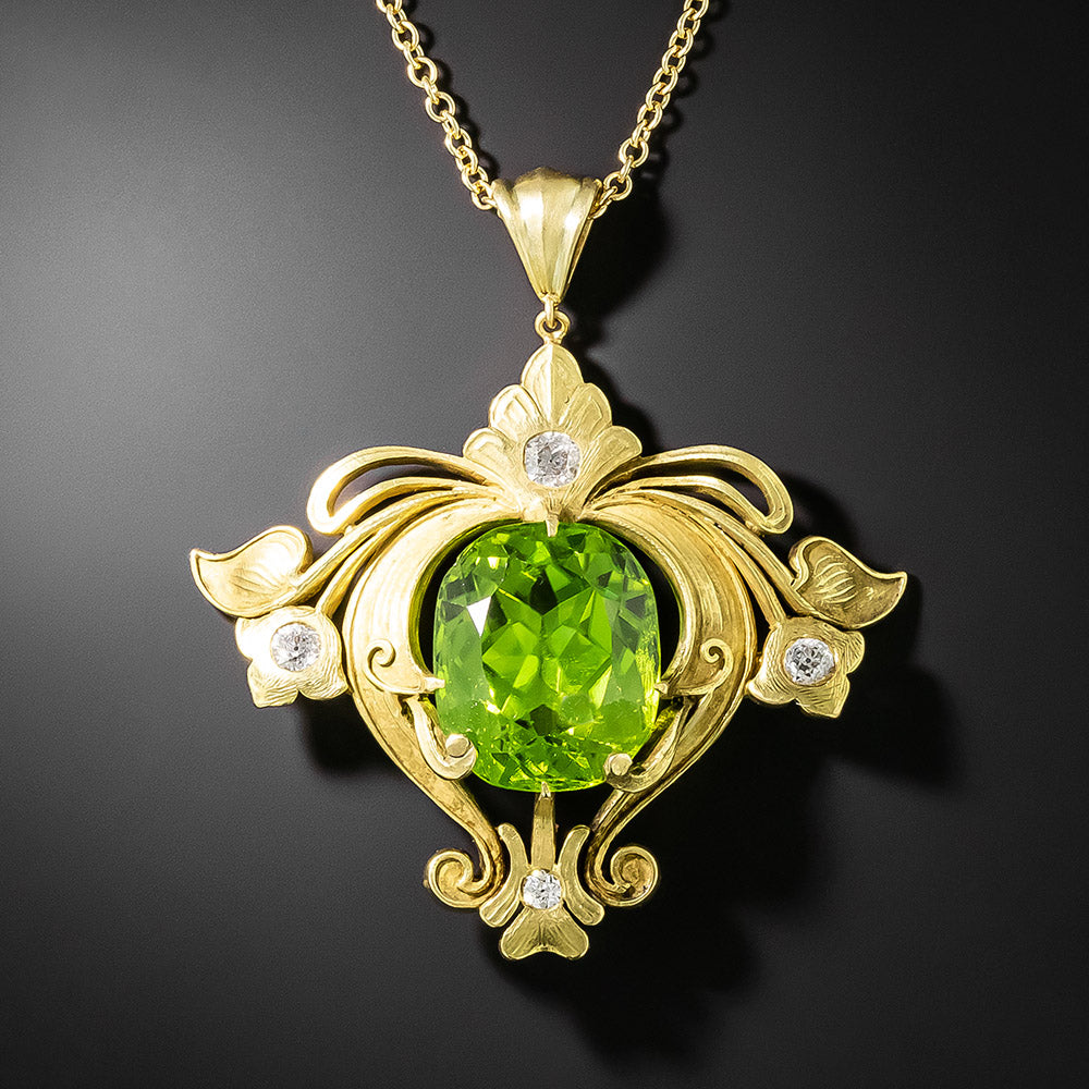 Art Nouveau 12.00 Carat Peridot and Diamond Lavalière  - 2