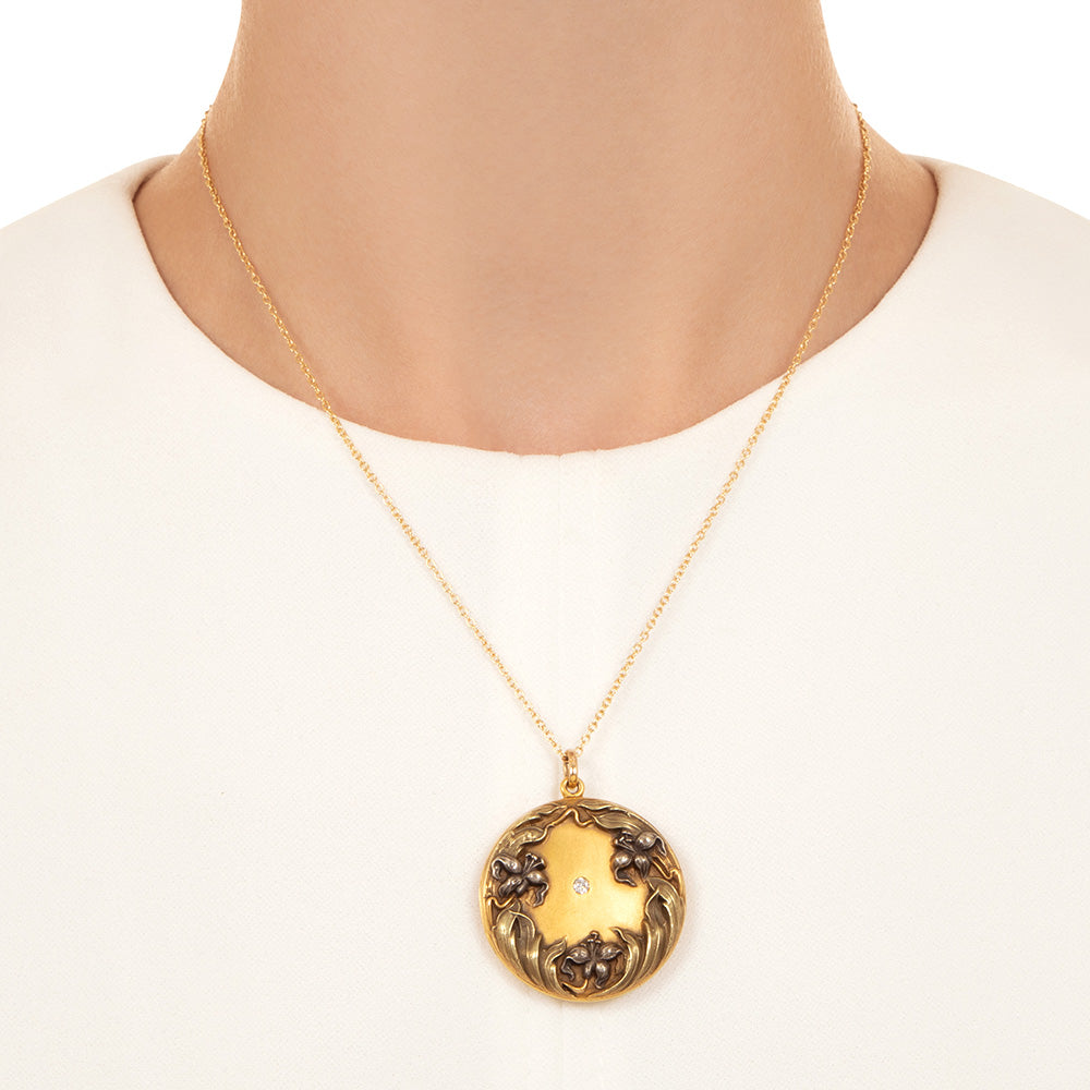 Art Nouveau 14K Tri-Color Gold Floral Locket  - 4