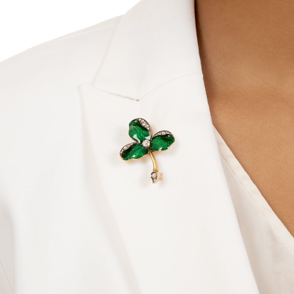 Art Nouveau Enamel and Diamond Trillium Flower Brooch - 4