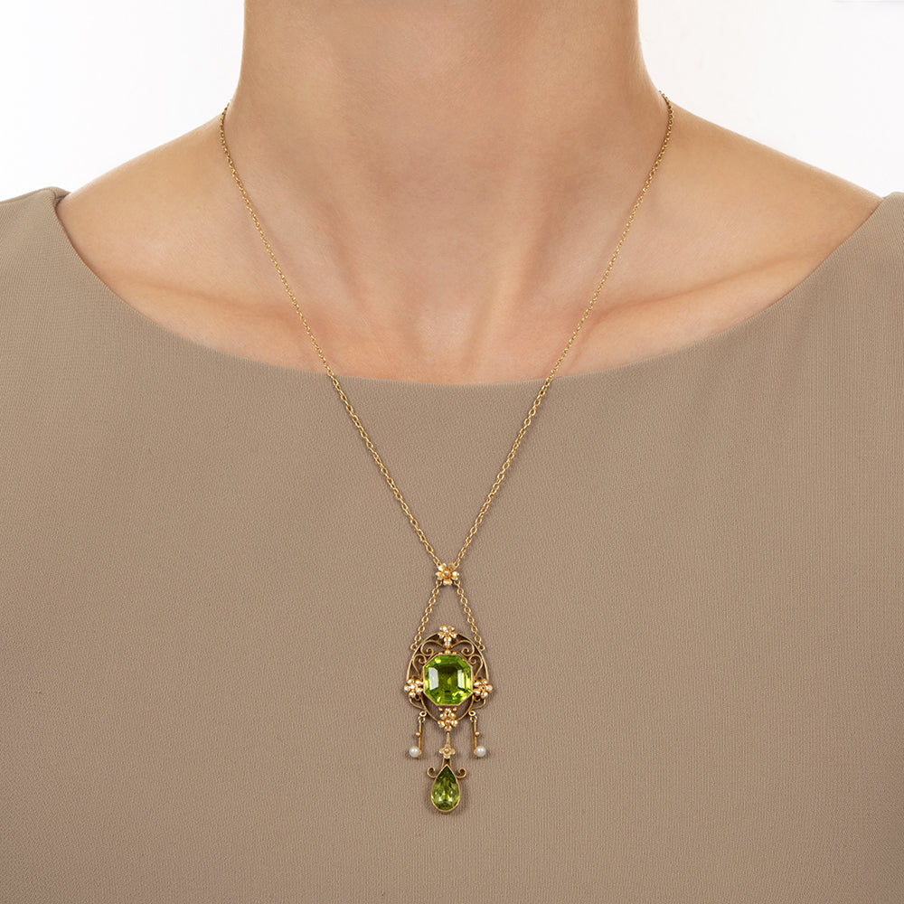 Arts and Crafts Peridot Necklace - 4