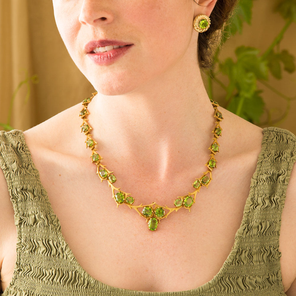 Brutalist Peridot Thorn Necklace - 5