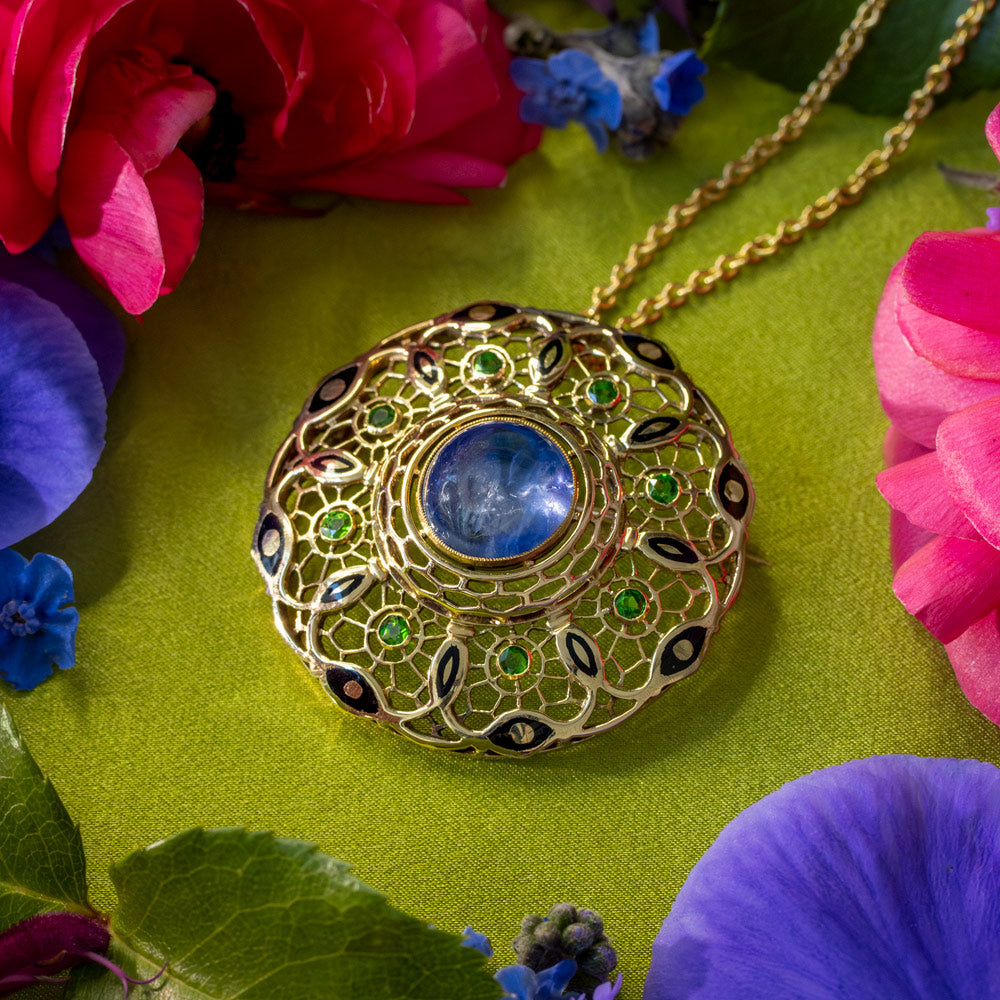 Cabochon Sapphire and Demantoid Garnet Pendant/Brooch, Circa 1900  - 7