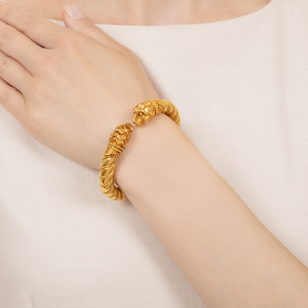 Double-Lion Head 18K Bangle Bracelet - 6