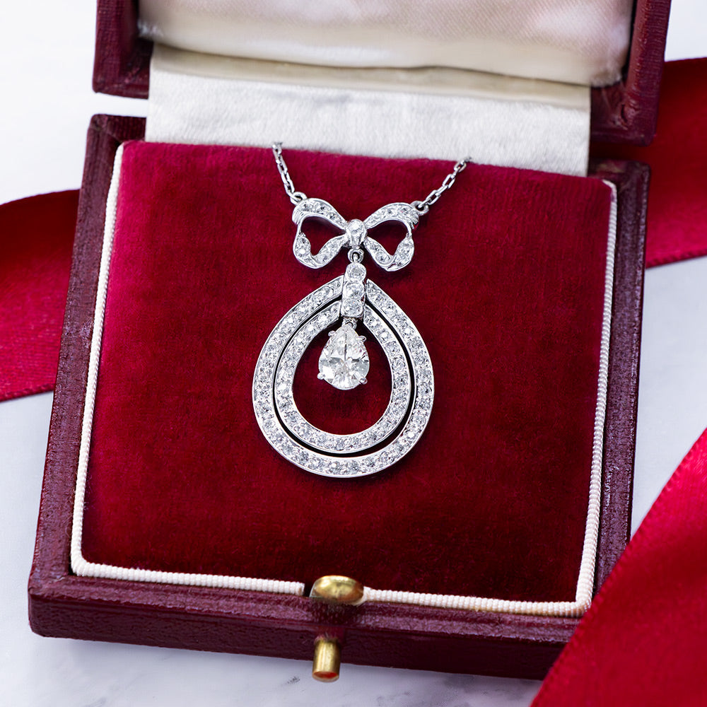 Edwardian Pear-Shaped Diamond Bow Necklace - 5
