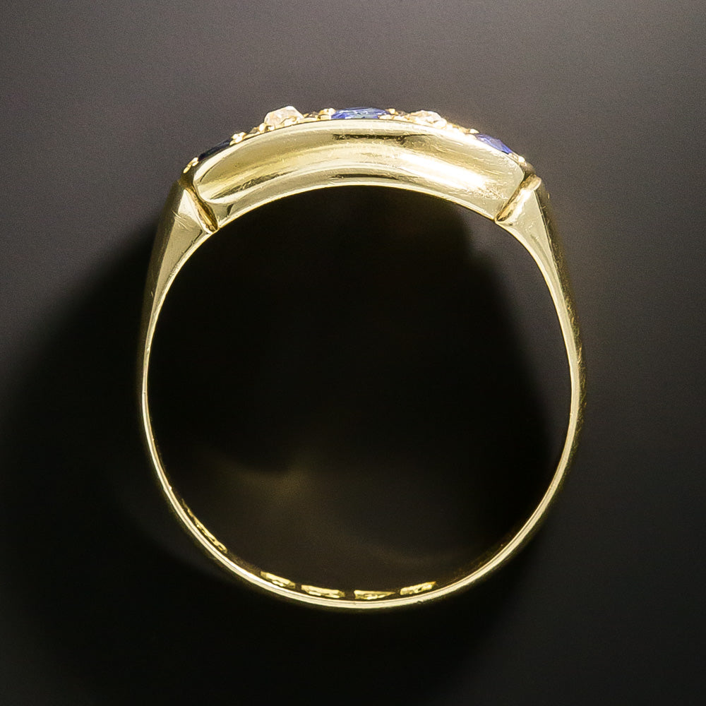 English Edwardian Five-Stone Sapphire and Diamond Ring, Circa 1919 - 5