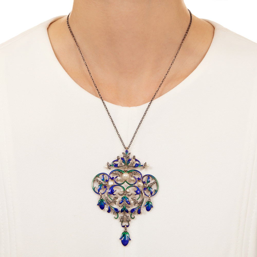 English Victorian Renaissance Revival Natural Pearl, Diamond and Enamel Necklace - 4