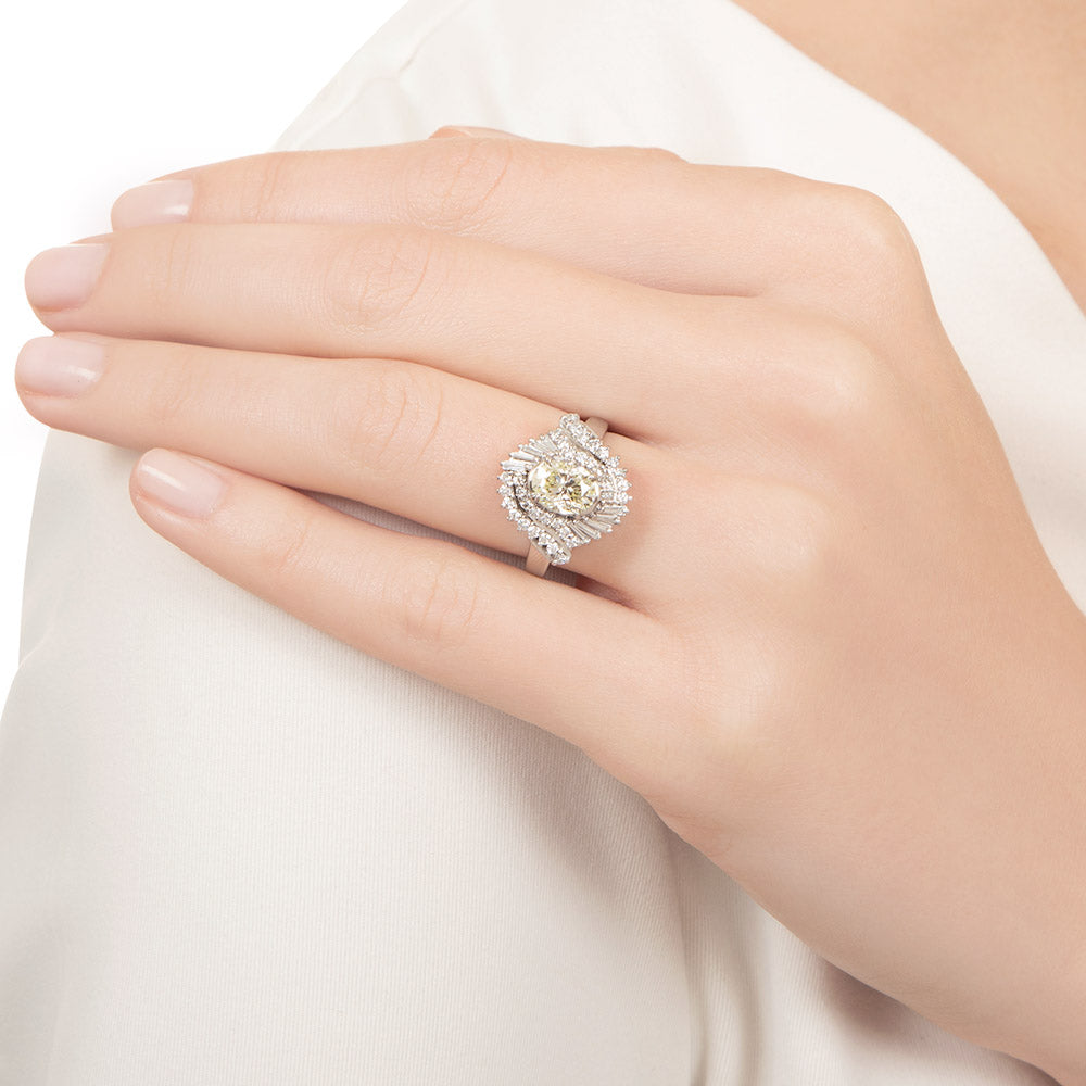 Estate 1.21 Carat Oval-Cut Diamond Ring - GIA - 5