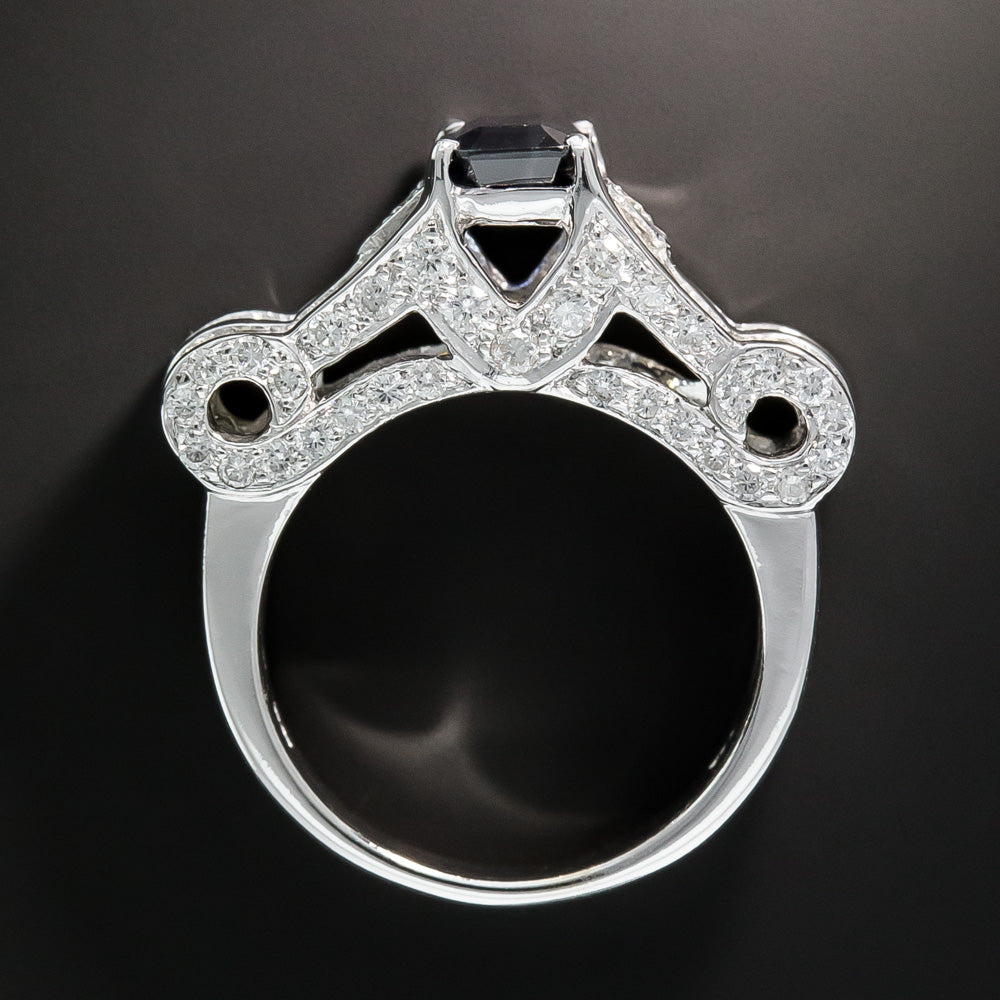 Estate 1.30 Carat Sapphire and Diamond Pagoda Ring - 5
