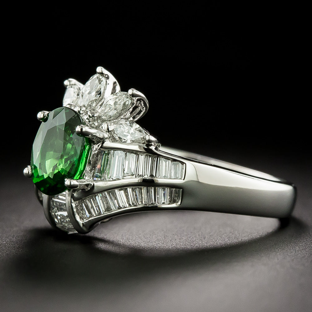 Estate 1.37 Carat Tsavorite Garnet and Diamond Ring - 5