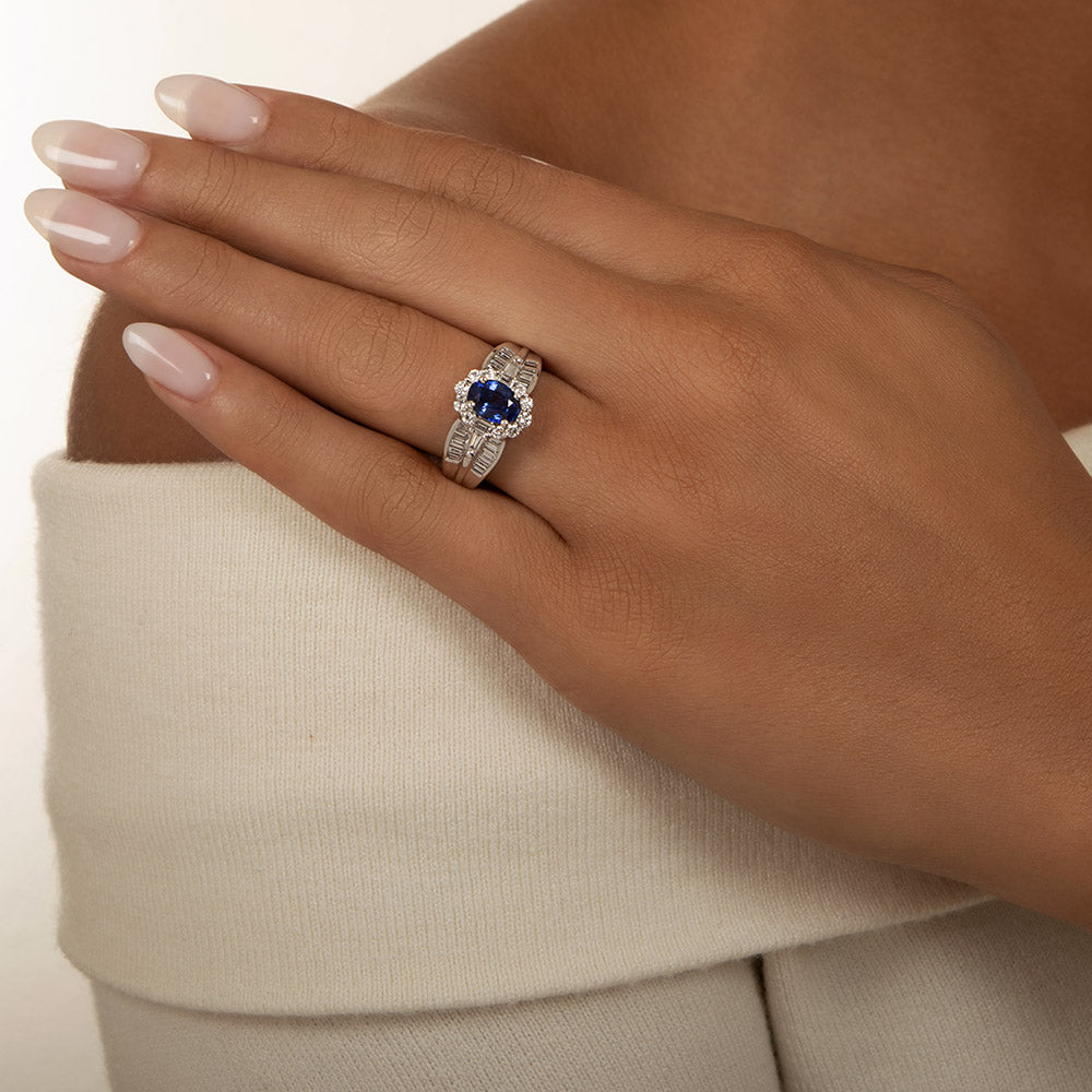 Estate 1.50 Carat Sapphire and Diamond Ring - 5