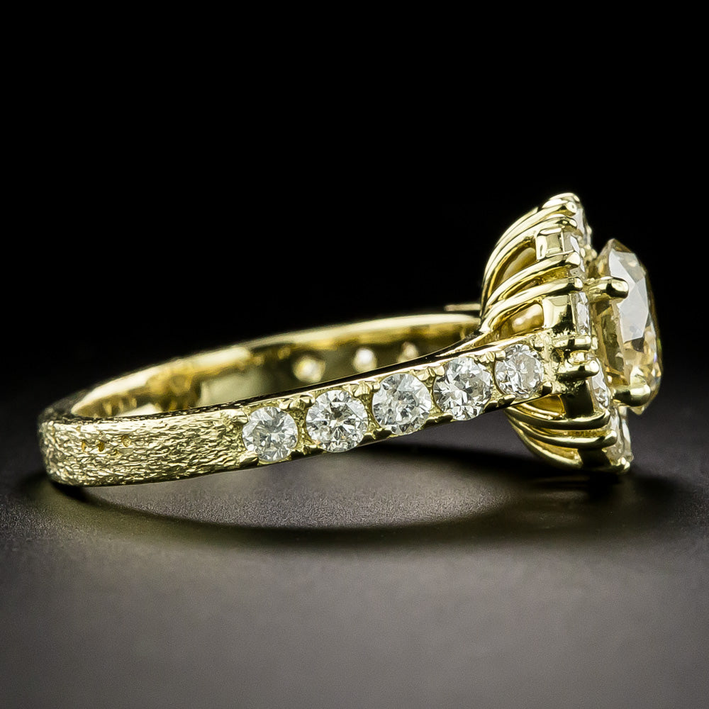 Estate 1.60 Carat Diamond Halo 18K Ring - 3