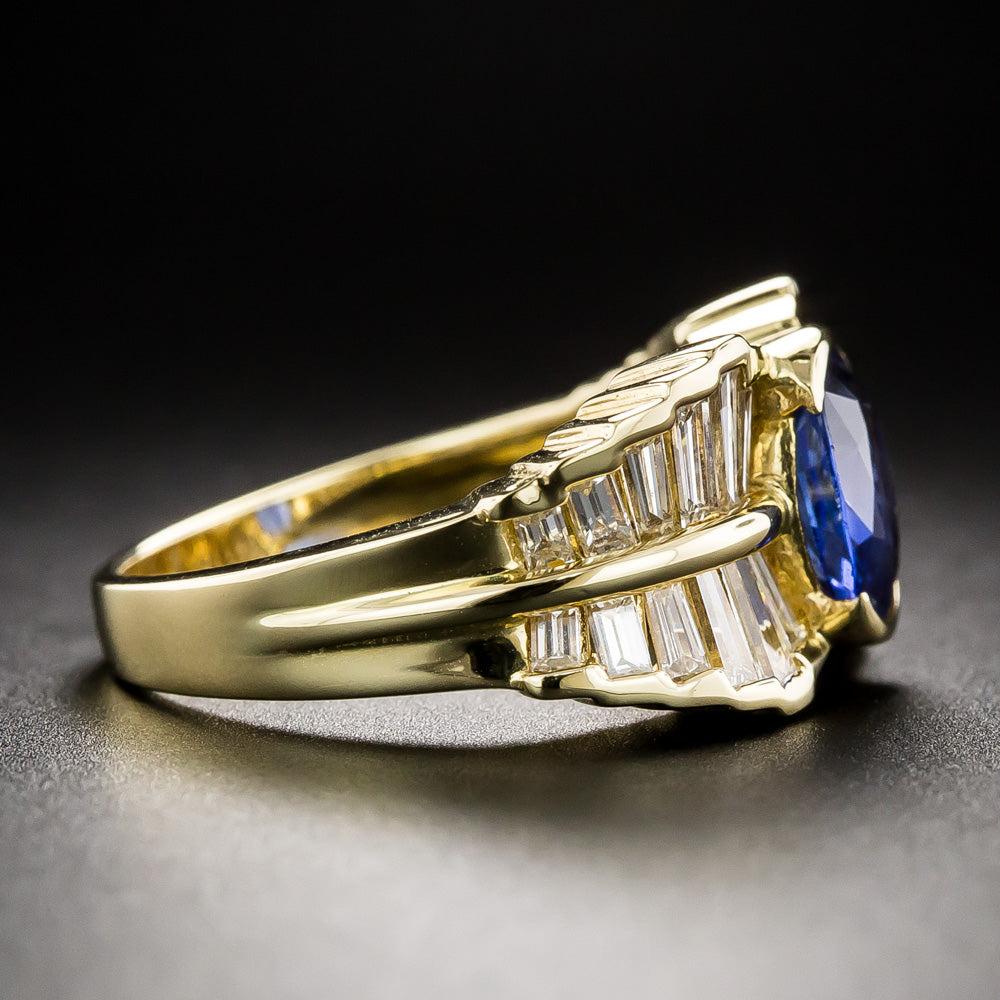 Estate 1.71 Carat Ceylon Sapphire and Baguette Diamond Ring - 3
