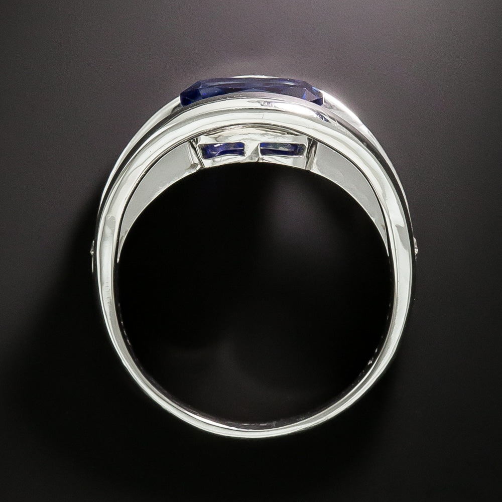 Estate 1.95 Carat Oval Sapphire and Diamond Ring - 5