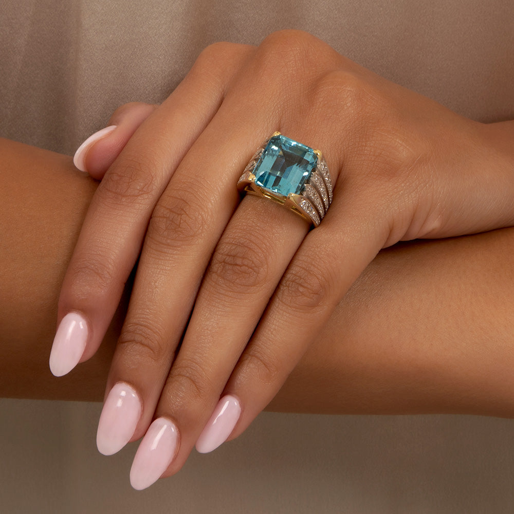 Estate 14.00 Carat Aquamarine and Diamond Cocktail Ring - 6
