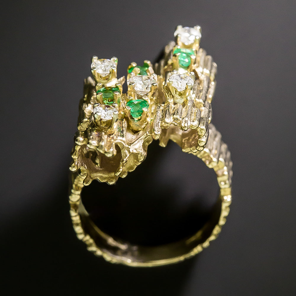 18K Emerald and Diamond Brutalist Ring - 5