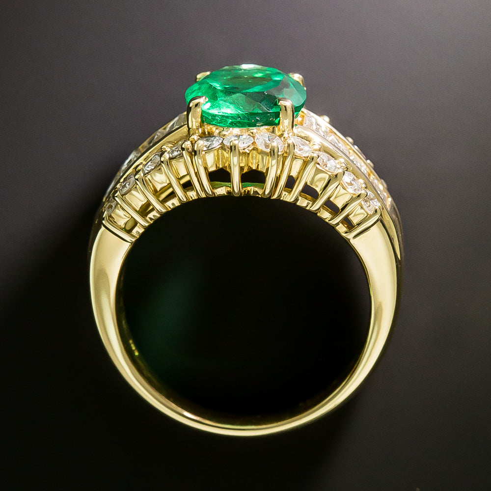 Estate 2.10 Carat Colombian Emerald and Diamond 18K Ring - GIA - 4
