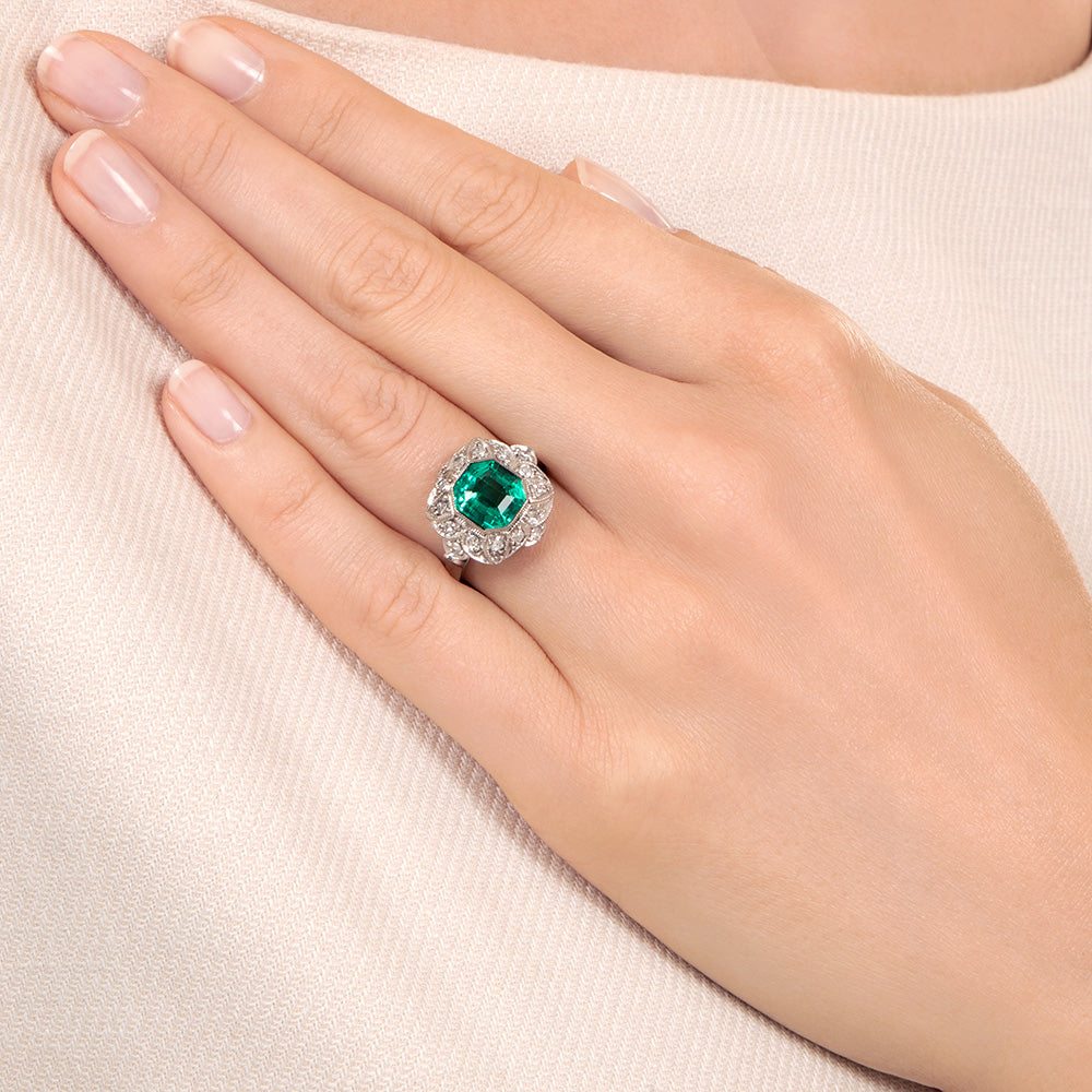 Estate 2.15 Carat Colombian Emerald and Diamond Ring - GIA F1 - 6